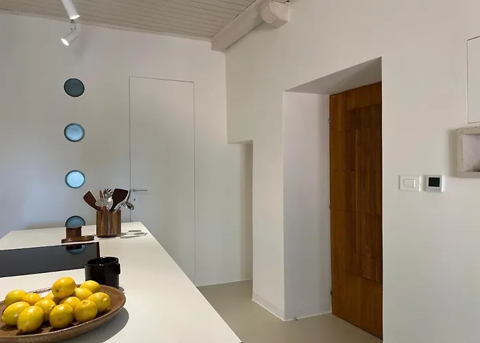 Apartament Callelarga 2 *